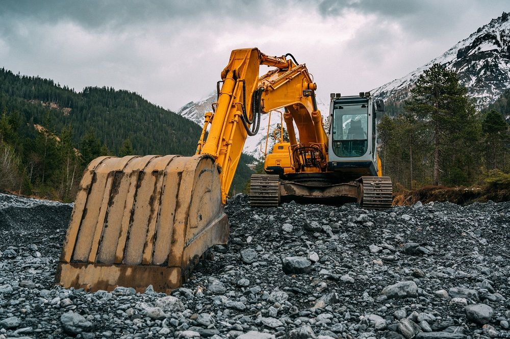 TLB vs Excavator, TLBs, excavators, excavator for sale on Truck & Trailer, TLB for sale, Photo by Gerold Hinzen on Unsplash.jpg