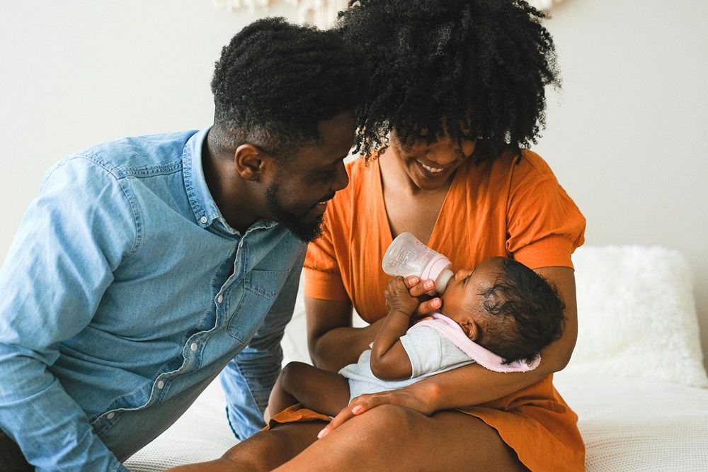 baby bottles and feeding accessories, baby bottles, feeding accessories, baby items on Junk Mail, Photo by Anna Shvets on Pexels.jpg