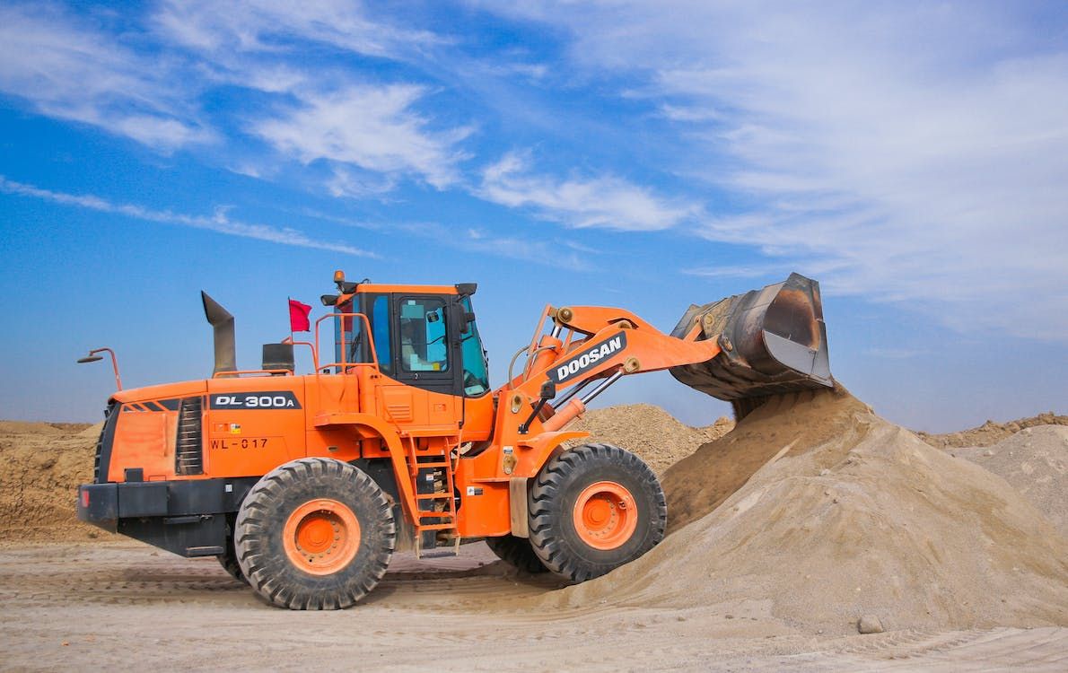 construction equipment and innovations, types of construction equipment, construction equipment, earthmoving machinery, machiner, Photo by Anamul Rezwan on Pexels.jpeg
