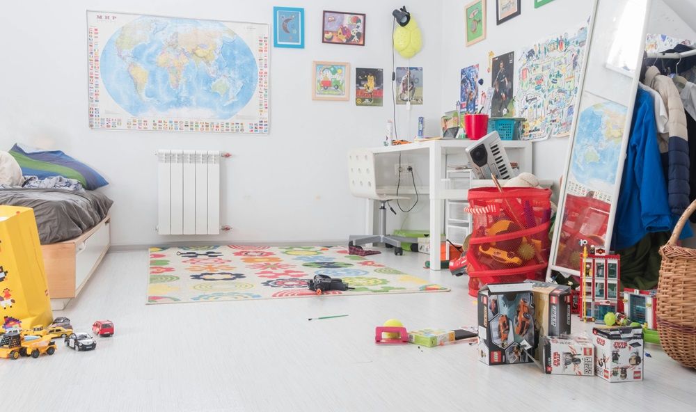 functional and stylish kids’ bedroom, kids furniture on Junk Mail, kids bedrooms, Photo by Igor Starkov on Unsplash.jpg