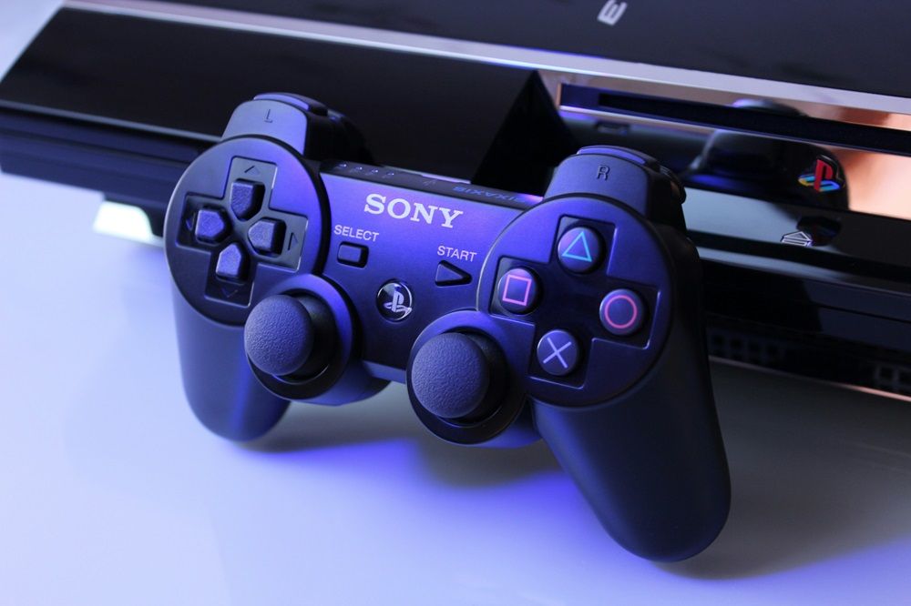 gaming consoles or PCs for salel, computers and gaming, consoles and PCs on Junk Mail, gaming pc, Photo by Nikita Kostrykin on Unsplash.jpg
