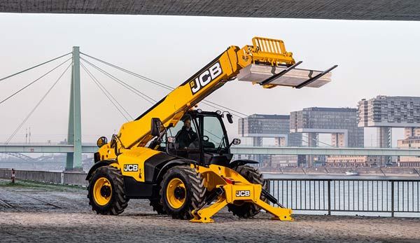 jcb-541-70-telescopic-handler-jcb.com_-1.jpg