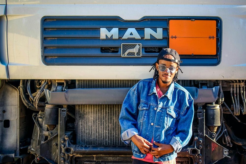 job as a truck driver in South Africa, truck driving job, truck driver, drivers on Job Mail, Photo by Phenyo Deluxe on Pexels.jpg