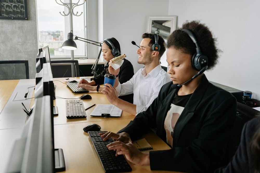 key responsibilities in call center positions, call center on Job Mail, call center jobs, sales and marketing, Photo by Yan Krukau on Pexels.jpg