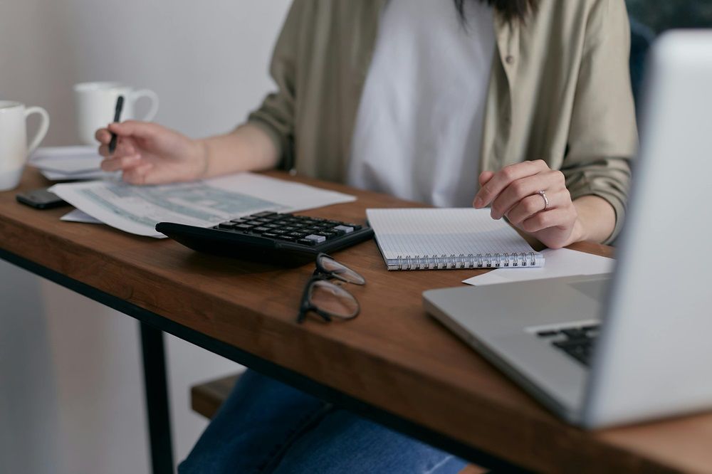 office administration job responsibilities, career in office administration, office administration on Job Mail, Photo by Mikhail Nilov on Pexels.jpg