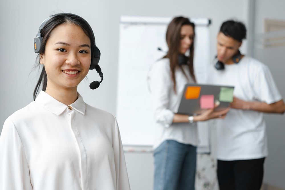 opportunities in call centers, job opportunities, call center on Job Mail, call center jobs, sales and marketing, jobs, Photo by Mikhail Nilov on Pexels.jpg