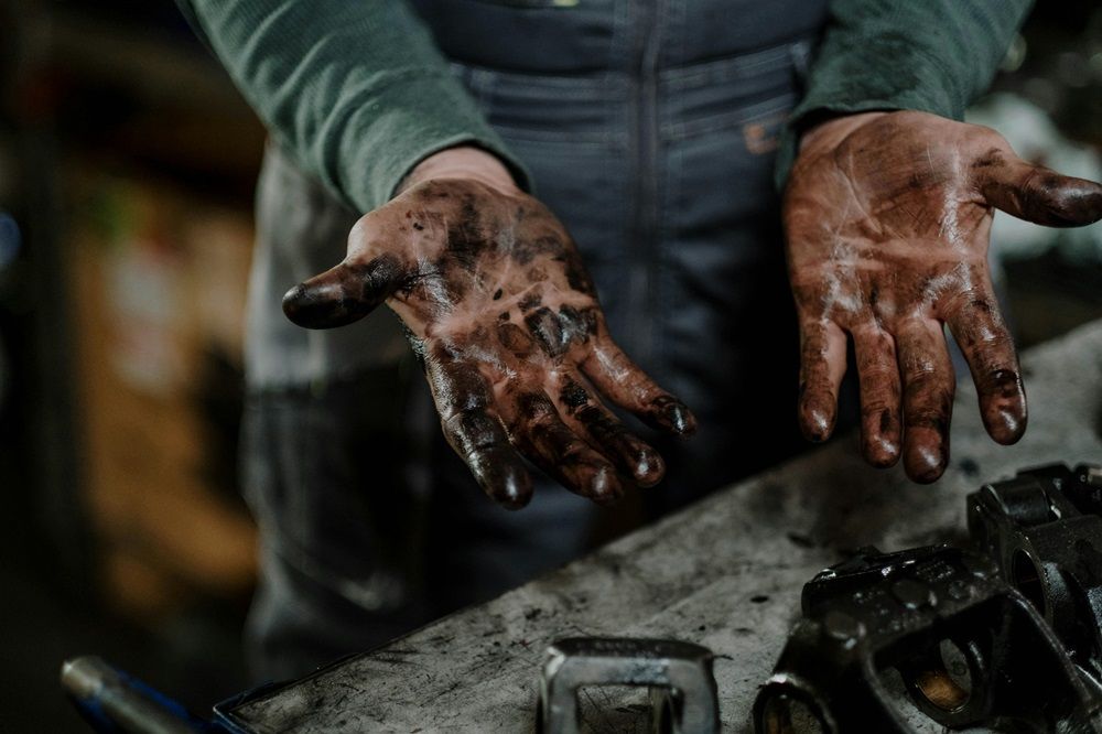 responsibilities of a mechanical engineer, mechanical engineering careers, mechanical engineering jobs, engineering on Job Mail, Photo by cottonbro studio on Pexels.jpg