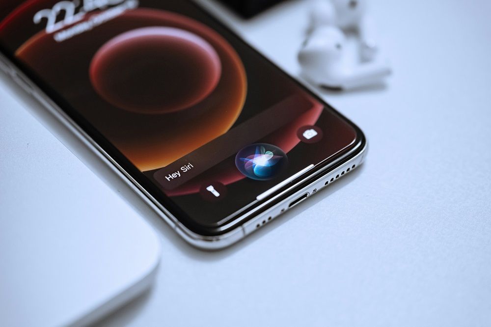 smartphone for sale, latest smartphones, Android or iOS, mobile devices on Junk Mail, Photo by Omid Armin on Unsplash.jpg