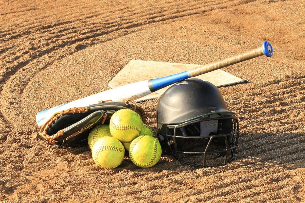 sports equipment for sale on Junk Mail, sports equipment for sale, sports equipment, sports, Photo by Pixabay on Pexels.jpg