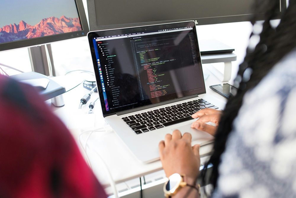 types of web development roles, web development roles, IT and computer on Job Mail, Photo by Christina Morillo on Pexels.jpg