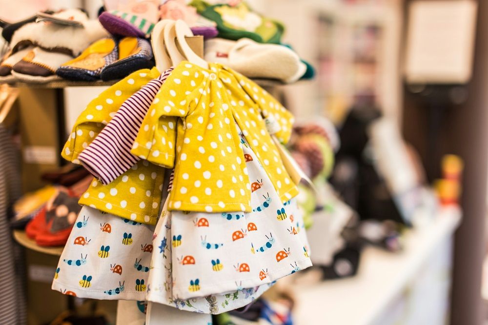 versatile baby wardrobe, baby wardrobe, baby clothing on Junk Mail, baby clothes, Photo by Baby Natur on Unsplash.jpg