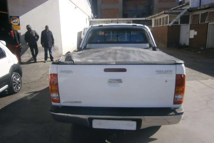 Used  2010 Toyota Hilux 3.0D-4D 4x4 Raider - Frank Reinah Auto Investments