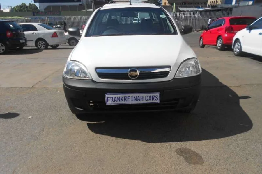 Used  2013 Nissan NP200 1.6i - Frank Reinah Auto Investments