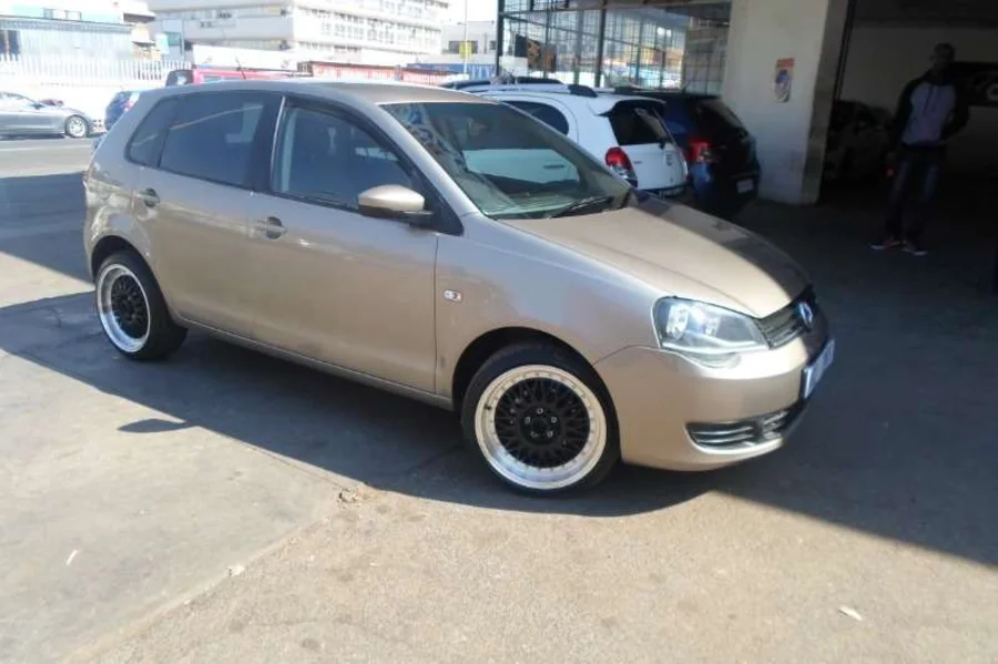 Used  2014 VW Polo Vivo hatch 1.4 Conceptline - Venture Giant Investment