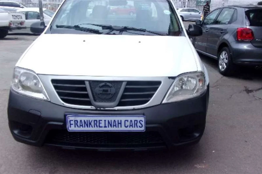 Used  2017 Nissan NP200 1.6i safety pack - Frank Reinah Auto Investments Used  2017 Nissan NP200 1.6i safety pack - Frank Reinah Auto Investments