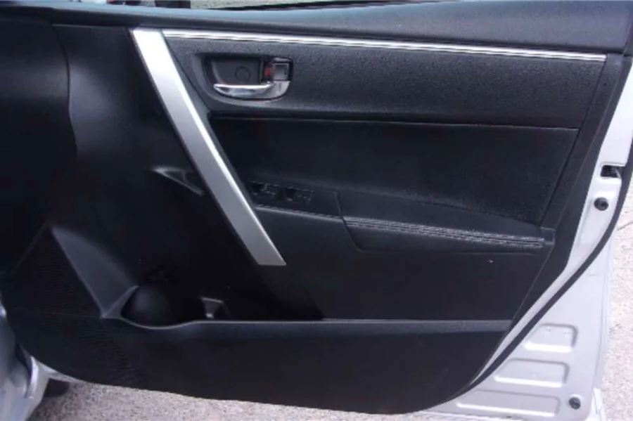 Used  2016 Toyota Corolla 1.6 Prestige - Frank Reinah Auto Investments