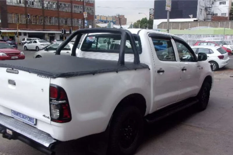 Used  2012 Toyota Hilux 2.5D-4D 4x4 SRX - Frank Reinah Auto Investments Used  2012 Toyota Hilux 2.5D-4D 4x4 SRX - Frank Reinah Auto Investments