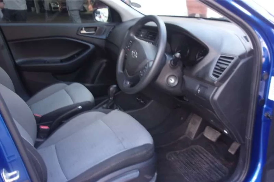 Used 2017 Hyundai i20 1.4 Fluid auto - Frank Reinah Auto Investments Used 2017 Hyundai i20 1.4 Fluid auto - Frank Reinah Auto Investments