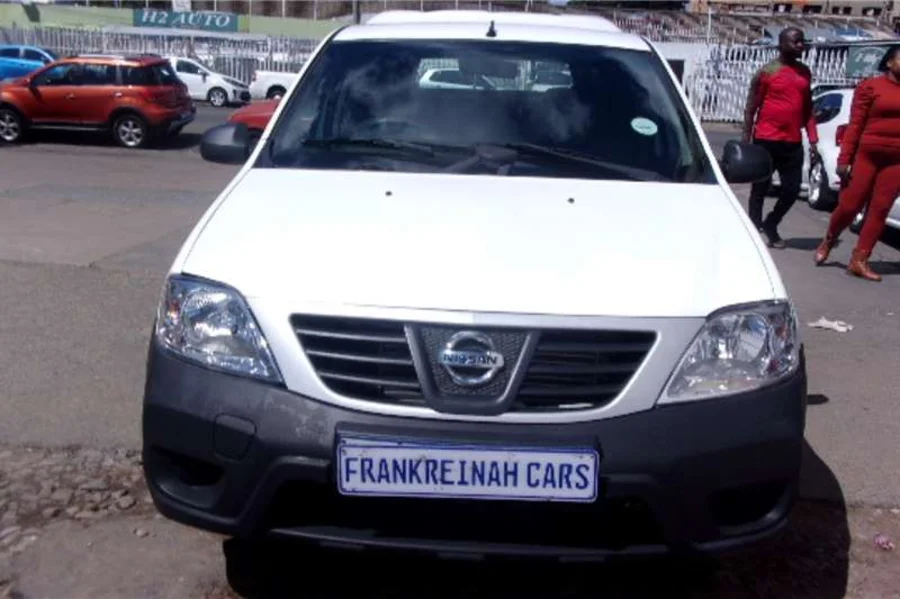 Used  2014 Nissan NP200 1.6i safety pack - Frank Reinah Auto Investments Used  2014 Nissan NP200 1.6i safety pack - Frank Reinah Auto Investments