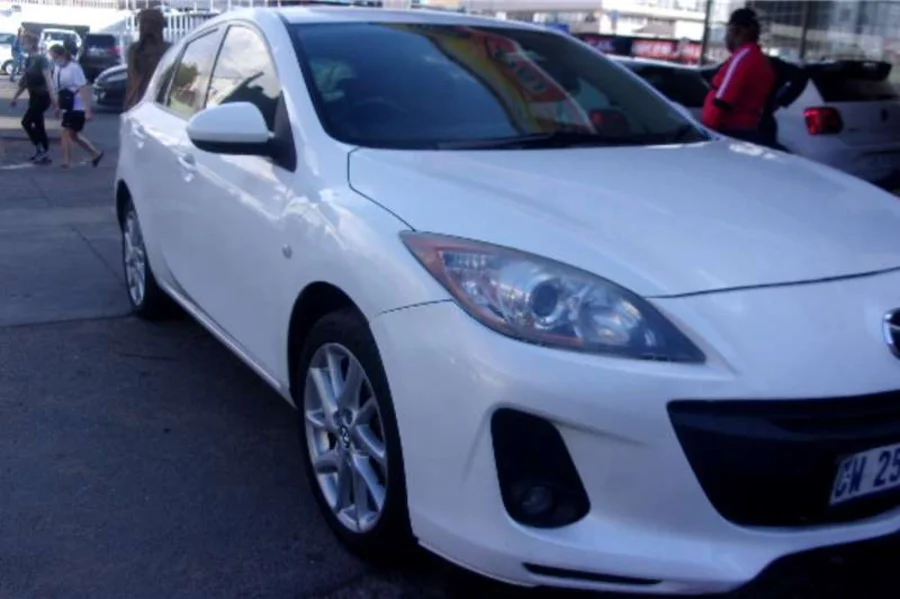 Used  2014 Mazda Mazda3 sedan 1.6 Dynamic - Frank Reinah Auto Investments