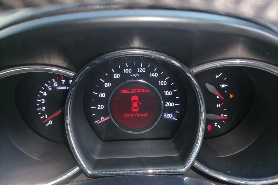 Used  2015 Kia Rio hatch 1.4 Tec - Ben Auto Used  2015 Kia Rio hatch 1.4 Tec - Ben Auto