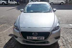 Used  2017 Mazda Mazda3 sedan 1.6 Dynamic