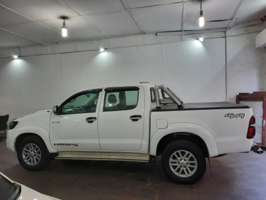 Used 2014 Toyota Hilux 3.0D-4D double cab 4x4 Raider Legend 45 - Dee Cars Used 2014 Toyota Hilux 3.0D-4D double cab 4x4 Raider Legend 45 - Dee Cars