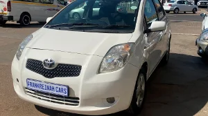Used  2009 Toyota Yaris 1.3 sedan T3 Spirit