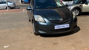 Used  2010 Toyota Yaris 1.3 sedan T3