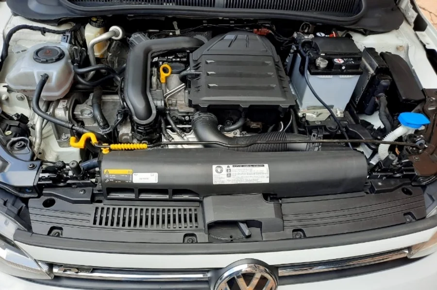 Used  2019 VW Polo hatch 1.0TSI R-Line - Dee Cars