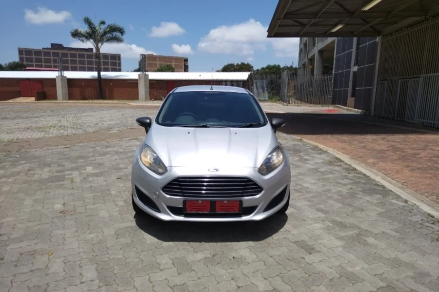 Used  2016 Ford Fiesta 5-door 1.6 Ambiente - Venture Giant Investment