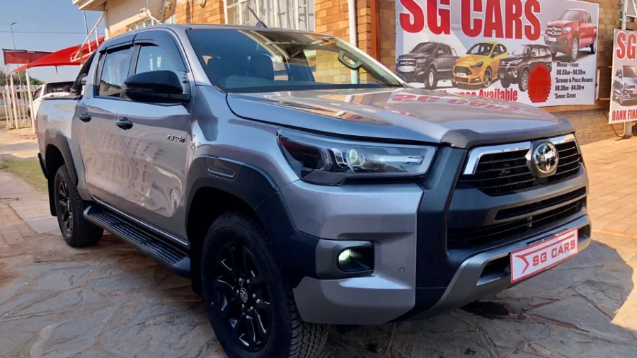 Used 2022 Toyota Hilux 2.8GD-6 double cab Raider Dakar auto - SG Cars Used 2022 Toyota Hilux 2.8GD-6 double cab Raider Dakar auto - SG Cars