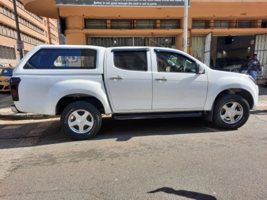 Used 2015 Isuzu KB - Marshalltown Auto Ridez Used 2015 Isuzu KB - Marshalltown Auto Ridez