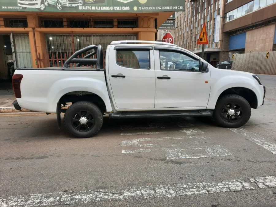 Used 2019 Isuzu KB 250D-Teq double cab Hi-Rider - Marshalltown Auto Ridez Used 2019 Isuzu KB 250D-Teq double cab Hi-Rider - Marshalltown Auto Ridez