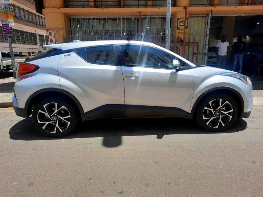 Used 2020 Toyota C-HR 1.2T Plus auto - Marshalltown Auto Ridez Used 2020 Toyota C-HR 1.2T Plus auto - Marshalltown Auto Ridez