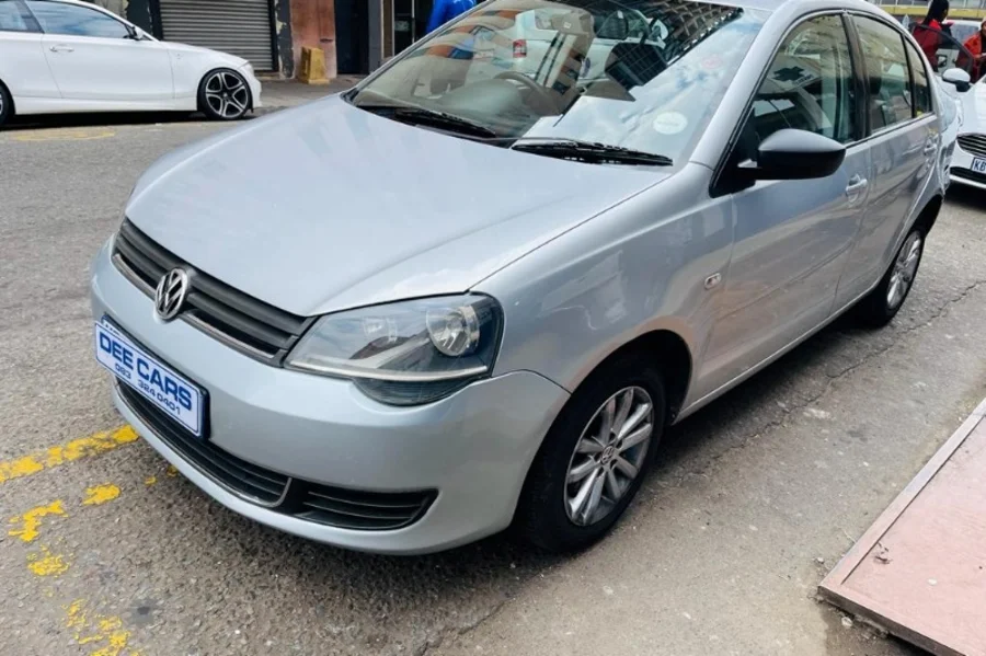 Used 2015 VW Polo sedan 1.4 Trendline - Dee Cars Used 2015 VW Polo sedan 1.4 Trendline - Dee Cars