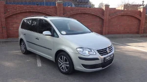 Used  2009 VW Touran 1.9TDI Trendline DSG