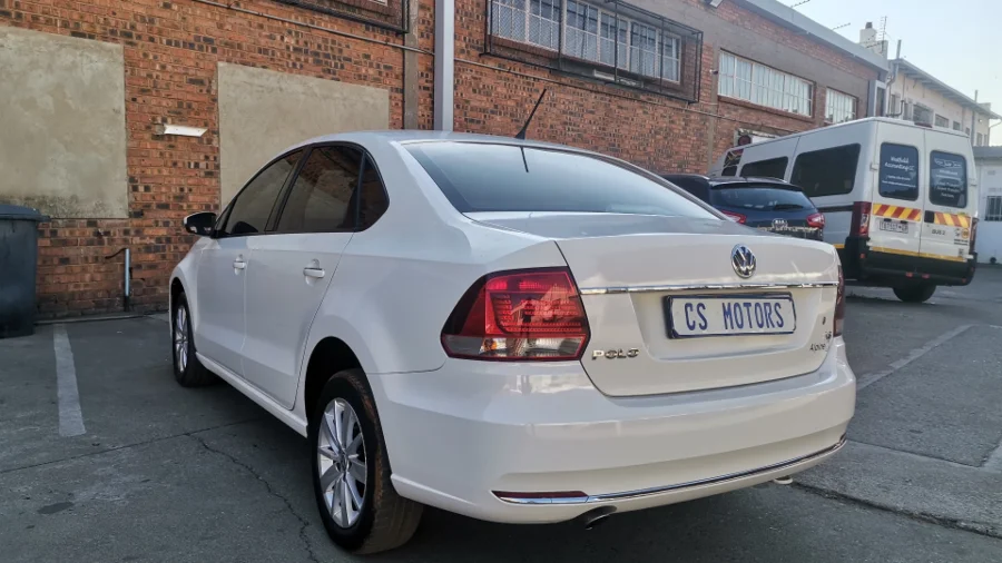 Used 2016 VW Polo sedan 1.6 Comfortline - CS Motors Used 2016 VW Polo sedan 1.6 Comfortline - CS Motors