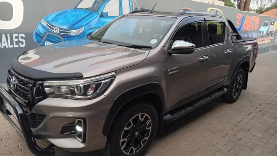 Used 2019 Toyota Hilux 2.8GD-6 double cab 4x4 Raider auto legend 50 - TJ Auto Car Sales Used 2019 Toyota Hilux 2.8GD-6 double cab 4x4 Raider auto legend 50 - TJ Auto Car Sales