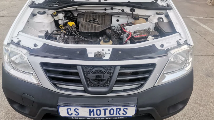 Used  2022 Nissan NP200 1.6i safety pack - CS Motors