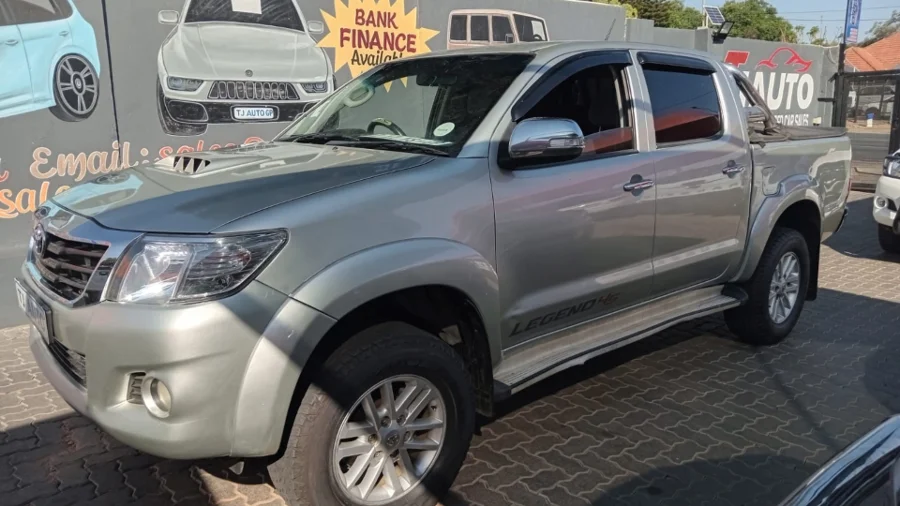 Used  2014 Toyota Hilux 2.5D-4D double cab Raider - TJ Auto Car Sales