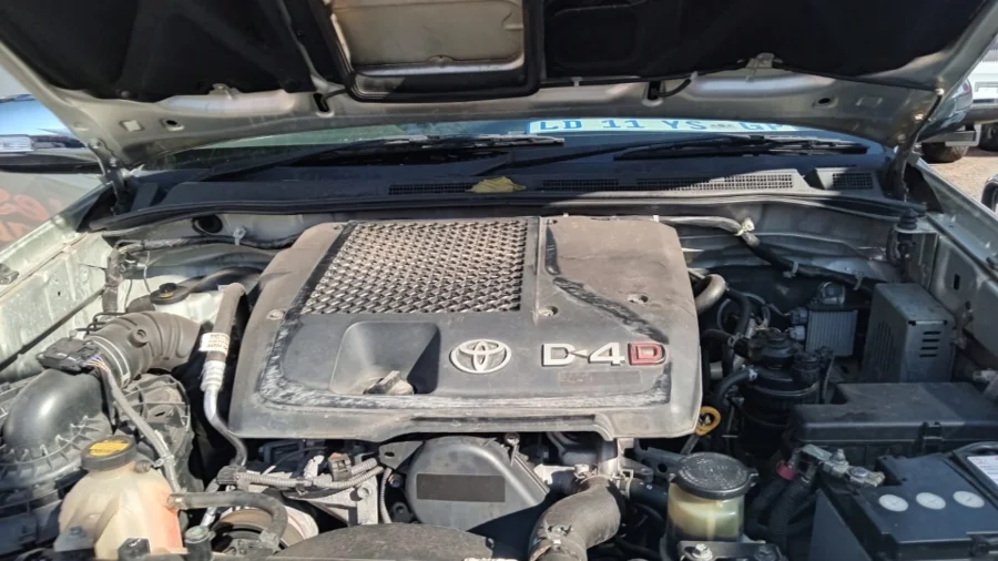 Used  2014 Toyota Hilux 2.5D-4D double cab Raider - TJ Auto Car Sales