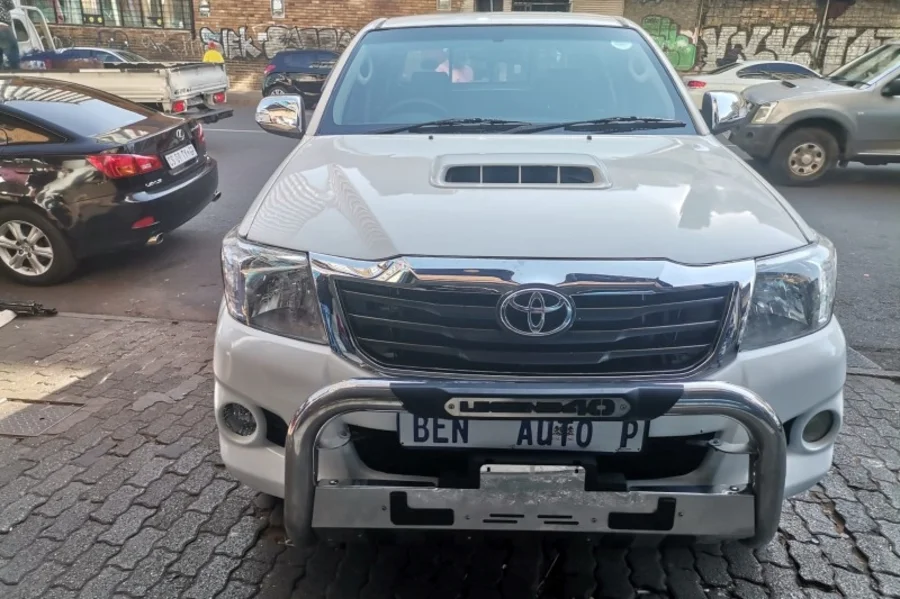 Used 2011 Toyota Hilux 3.0D-4D double cab 4x4 Raider Heritage Edition auto - Ben Auto Used 2011 Toyota Hilux 3.0D-4D double cab 4x4 Raider Heritage Edition auto - Ben Auto