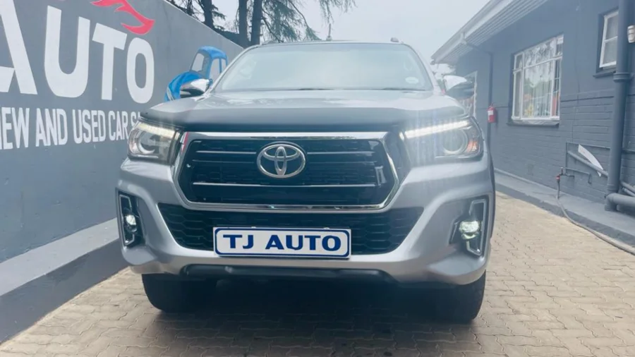 Used  2016 Toyota Hilux 2.8GD-6 double cab 4x4 Raider Dakar auto - TJ Auto Car Sales