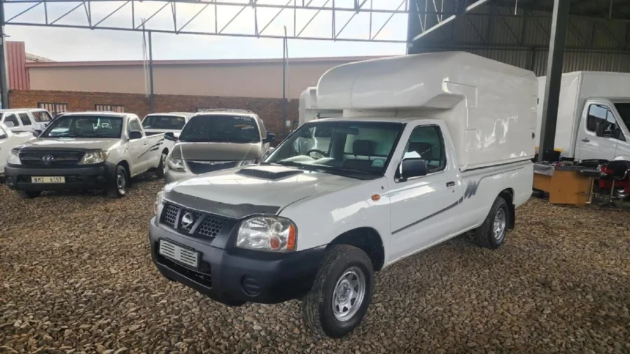 Used  2013 Nissan NP300 Hardbody 2.5TDi (aircon) - Hasbro Motors