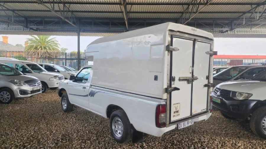 Used  2013 Nissan NP300 Hardbody 2.5TDi (aircon) - Hasbro Motors