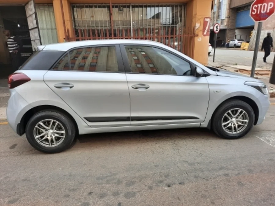Used 2020 Hyundai i20 1.4 Fluid auto - Marshalltown Auto Ridez Used 2020 Hyundai i20 1.4 Fluid auto - Marshalltown Auto Ridez