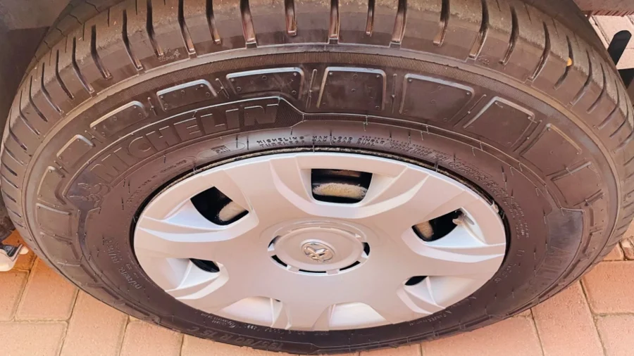 Used  2019 Toyota Quantum 2.5D-4D GL 14-seater bus - DT AUTO PTY LTD