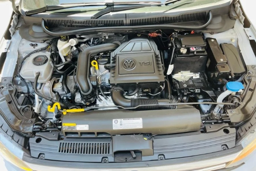 Used 2020 VW Polo hatch 1.0TSI Comfortline R-Line auto - Dee Cars Used 2020 VW Polo hatch 1.0TSI Comfortline R-Line auto - Dee Cars