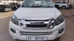 Used  2014 Isuzu KB 300D-Teq double cab LX